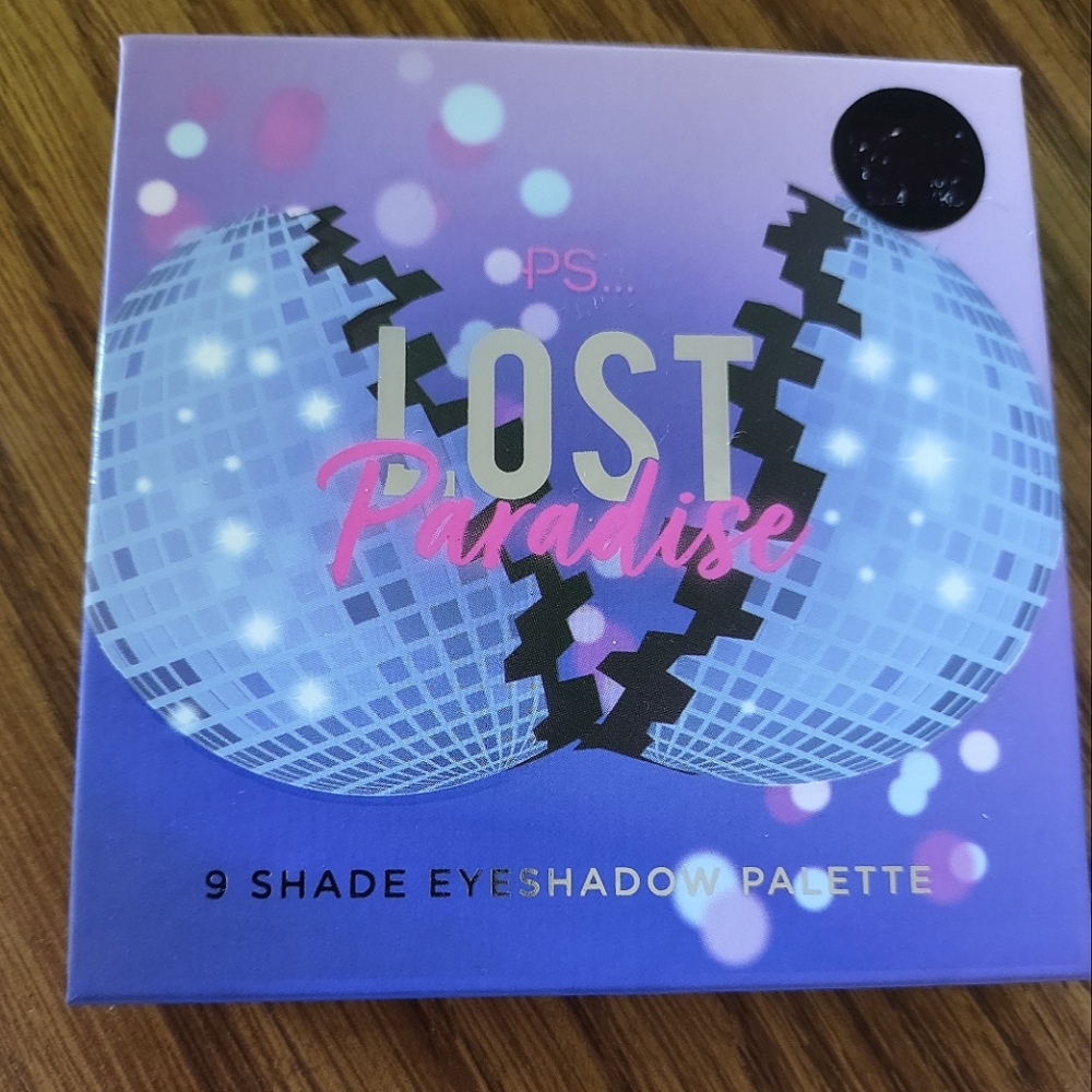 Eyeshadow palette